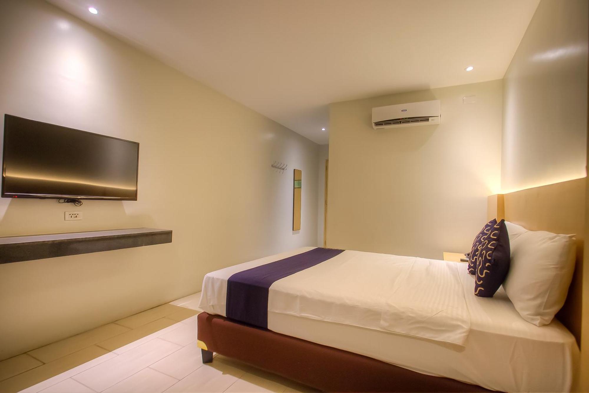 Capital O 827 Speciale Hotel 로사리오 외부 사진