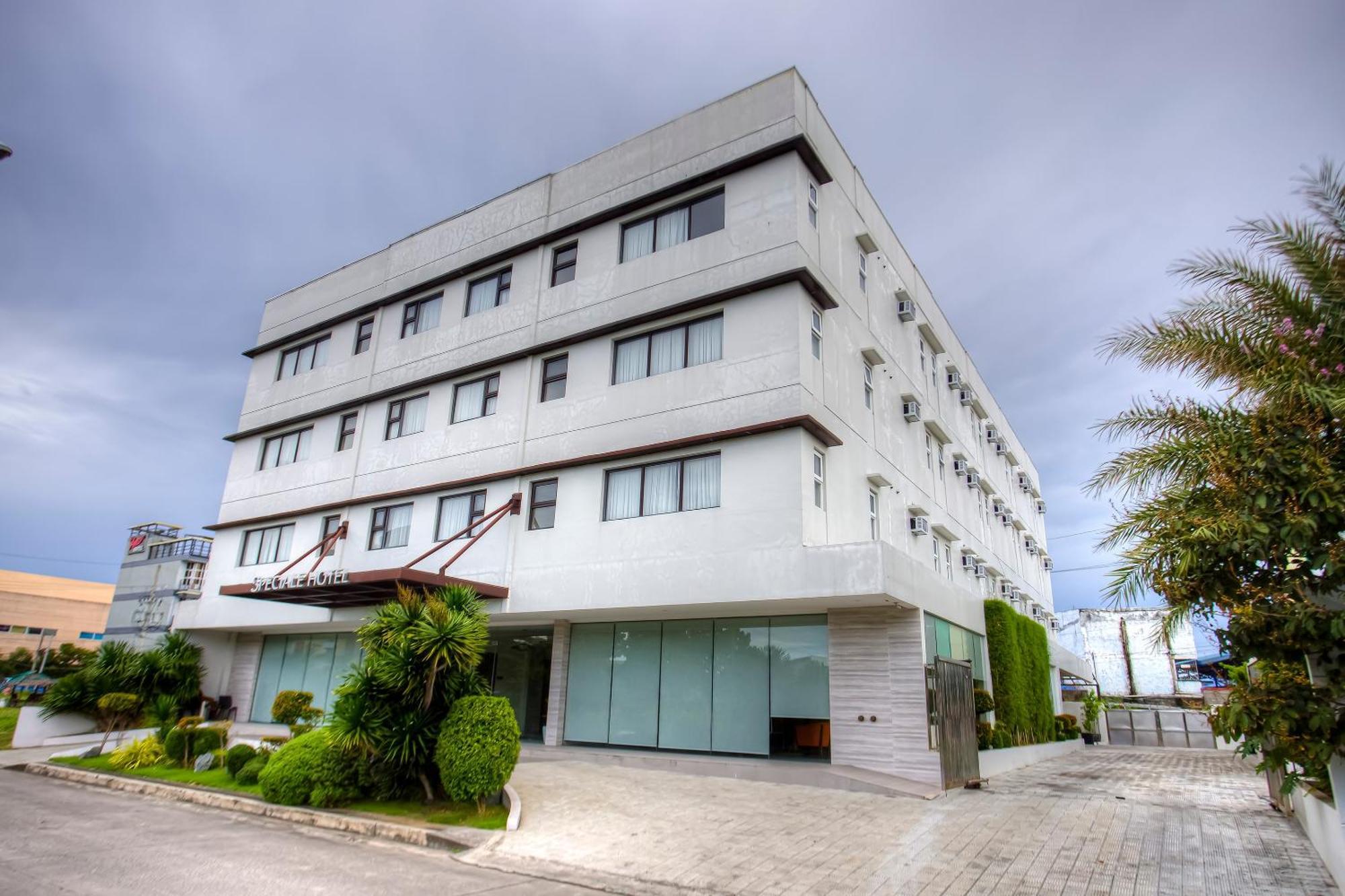 Capital O 827 Speciale Hotel 로사리오 외부 사진