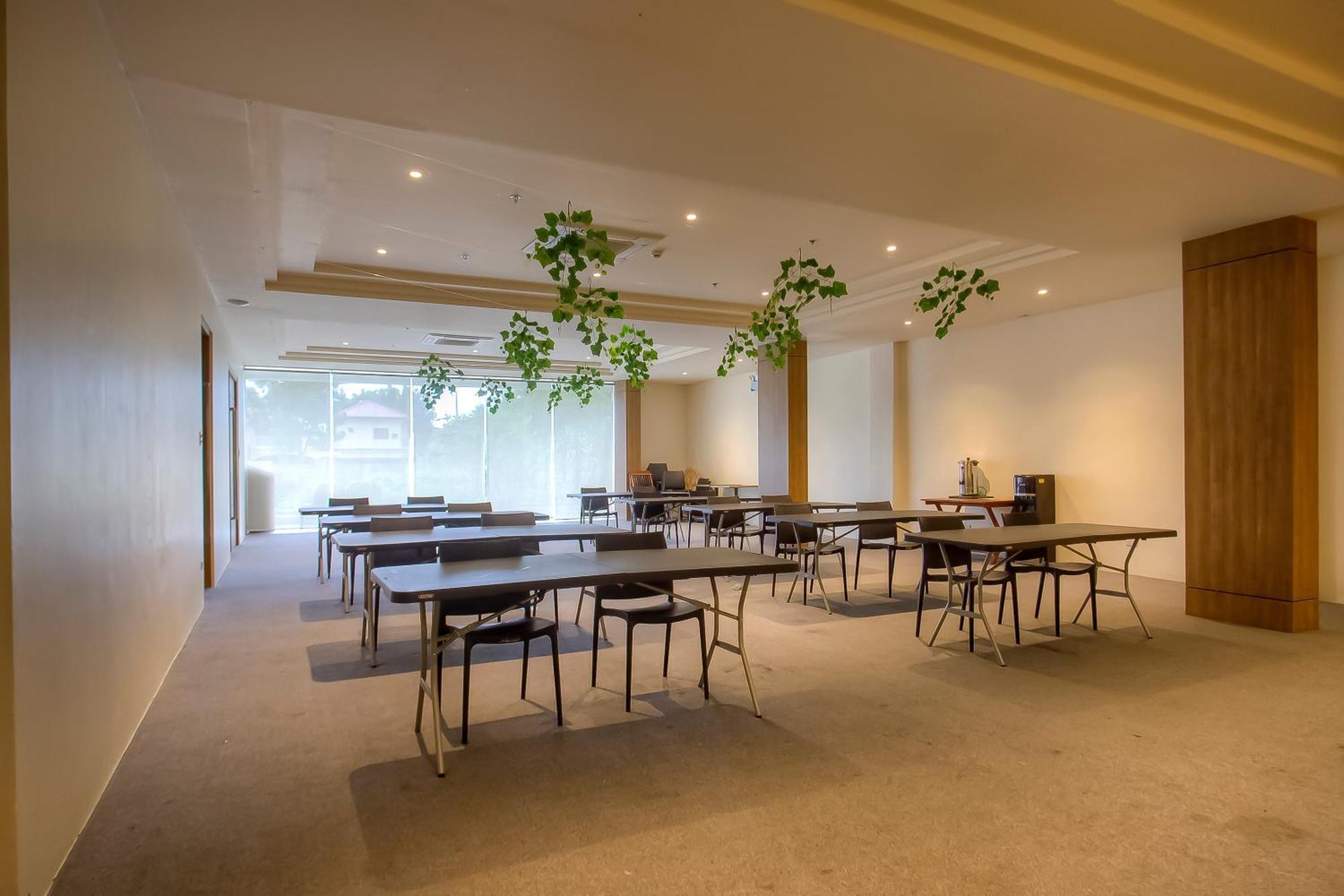 Capital O 827 Speciale Hotel 로사리오 외부 사진