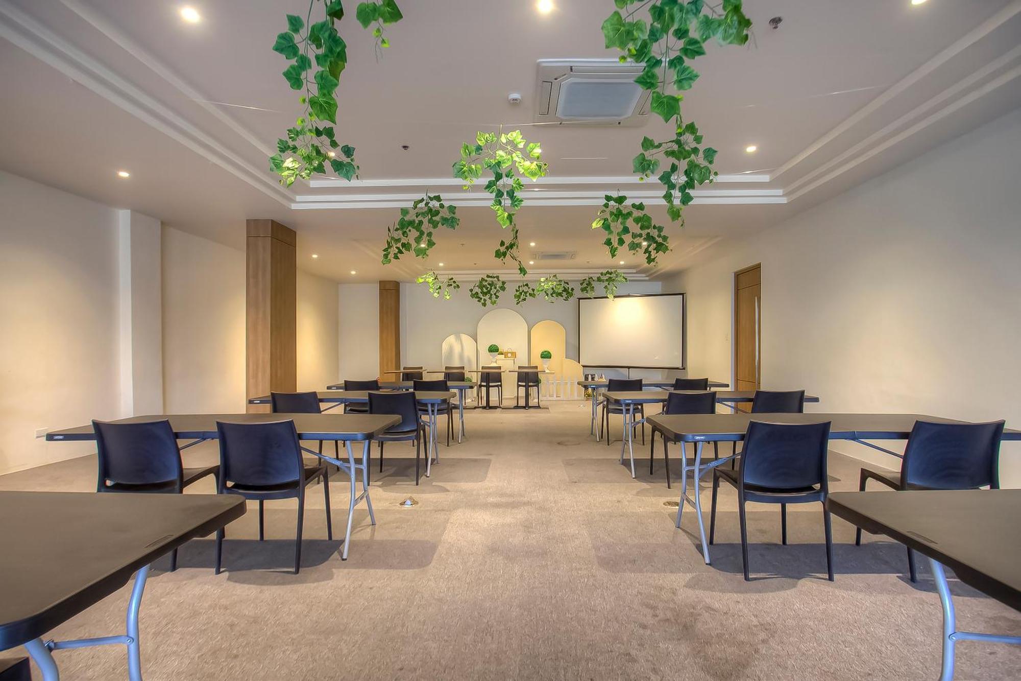 Capital O 827 Speciale Hotel 로사리오 외부 사진