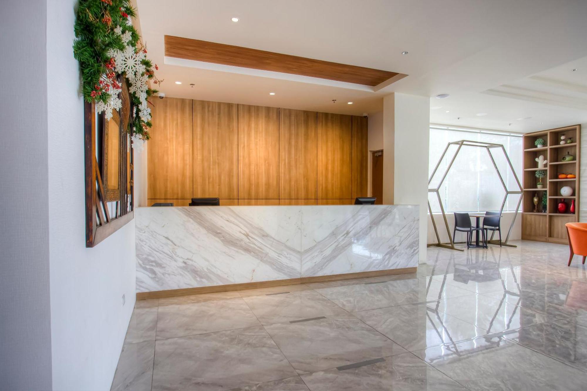 Capital O 827 Speciale Hotel 로사리오 외부 사진