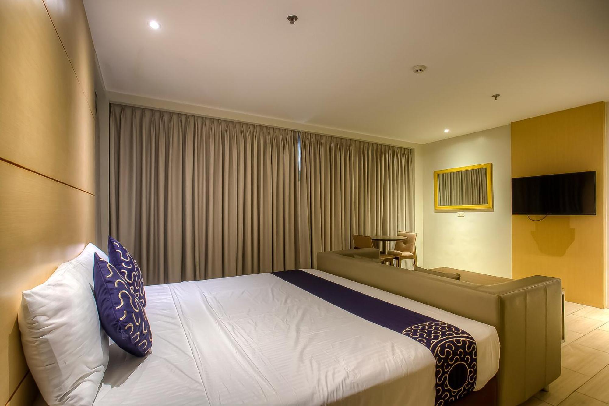 Capital O 827 Speciale Hotel 로사리오 외부 사진