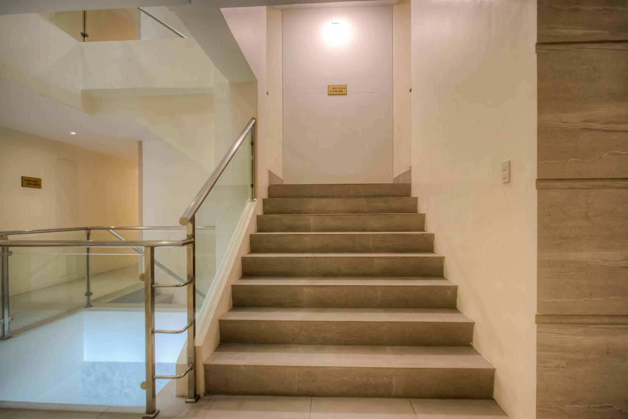 Capital O 827 Speciale Hotel 로사리오 외부 사진